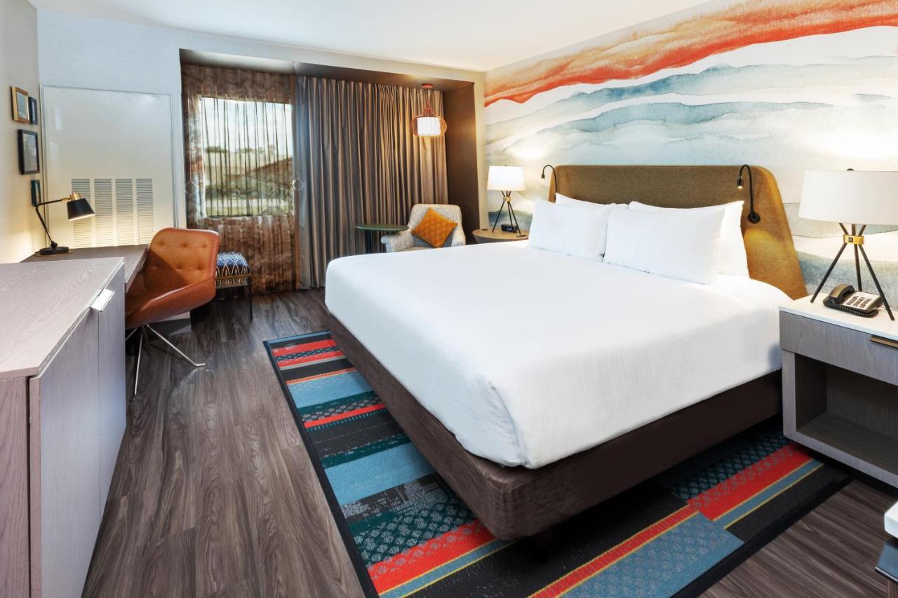 Hotel Indigo Spring - Woodlands Area By Ihg Exterior photo
